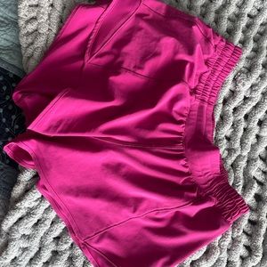 FOR SALE Lululemon Hotty Hot 4 Inch Shorts